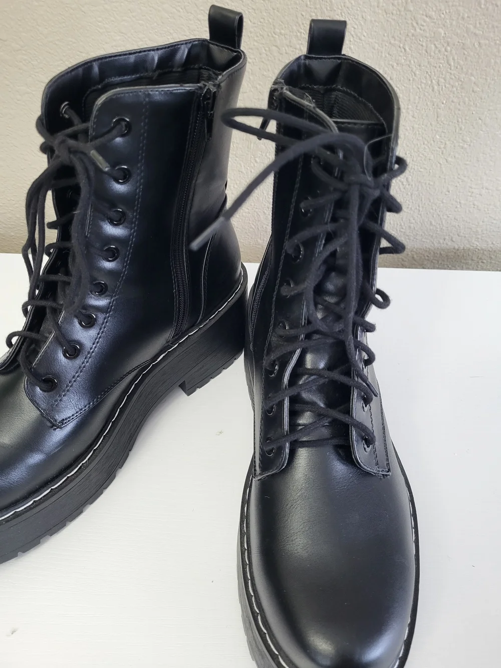 Soda Black Lace-Up Platform Combat Boots - Women Size 11 - Picture 4 of 11